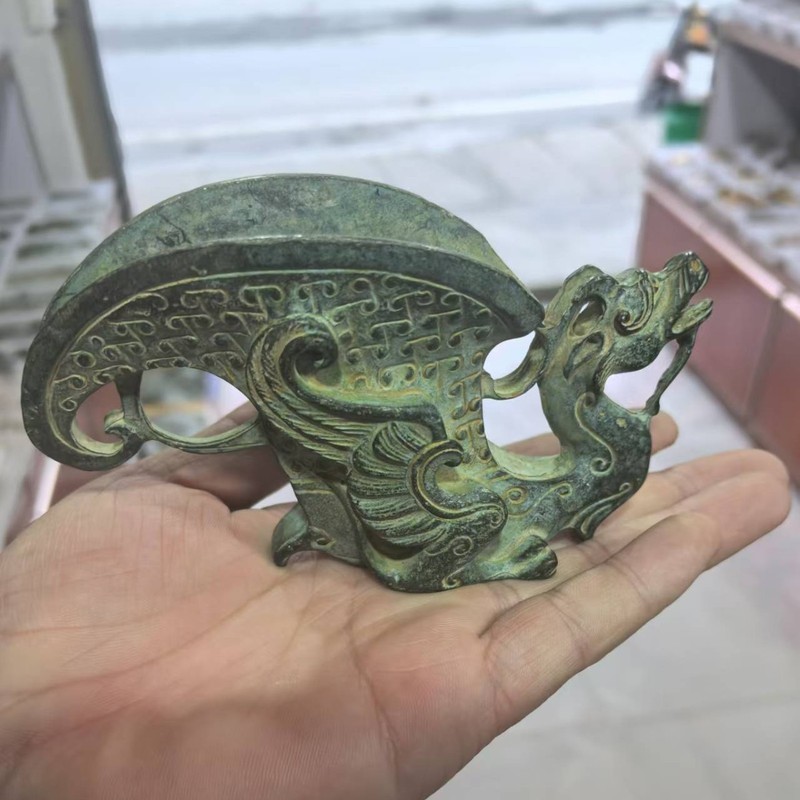 bottle faucet Pixiu copper orn - Vintage Collectible Bottles review and price